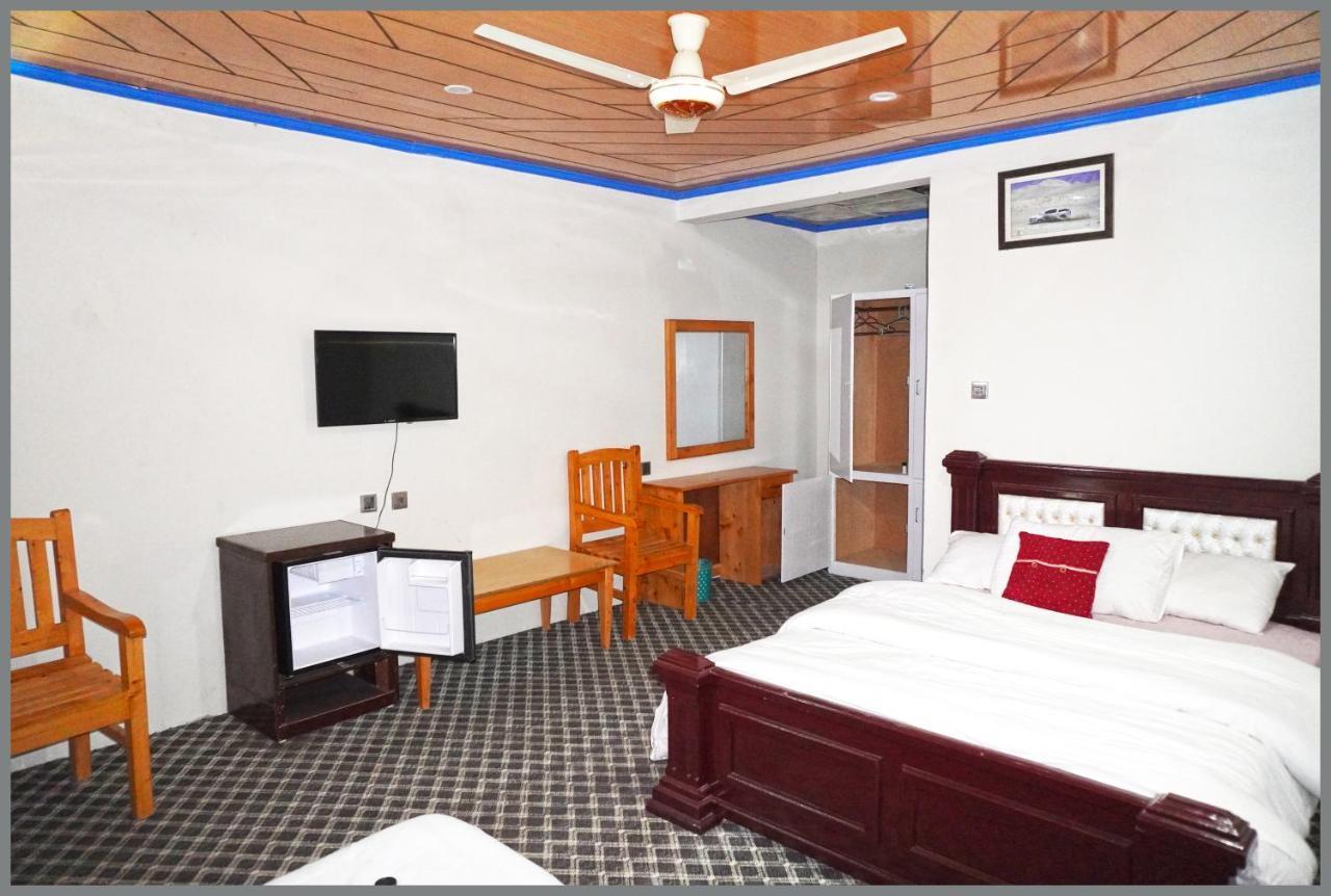 Hotel Mountain Lodge Skardu Exterior foto